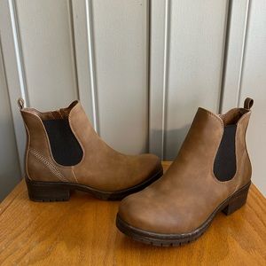 WOMEN'S VINTAGE 7 EIGHT SHAYDEN CHELSEA BOOTS